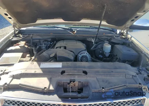 2013 Chevrolet Tahoe C1500 Lt z USA, uszkodzony, nr VIN 1GNSCBE04DR176398